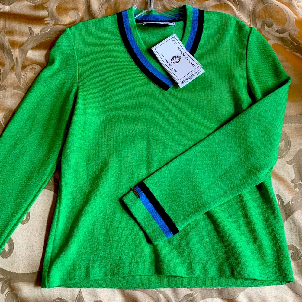 St. John Sport Sweater